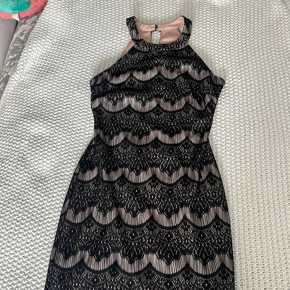 Black and pink GUESS dress. Size 4. Great condition